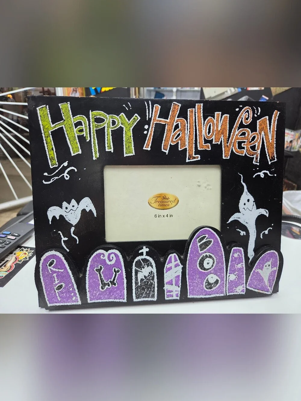 Vintage Halloween Picture Frame 4x6 Treasured Times Spooky Tombstones Ghost Bat